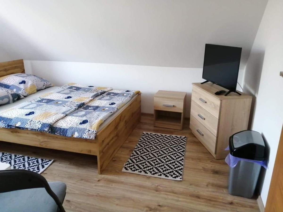 Pokoje U Izy Stare Kiejkuty Szczytno (Warmian-Masurian) Exterior foto